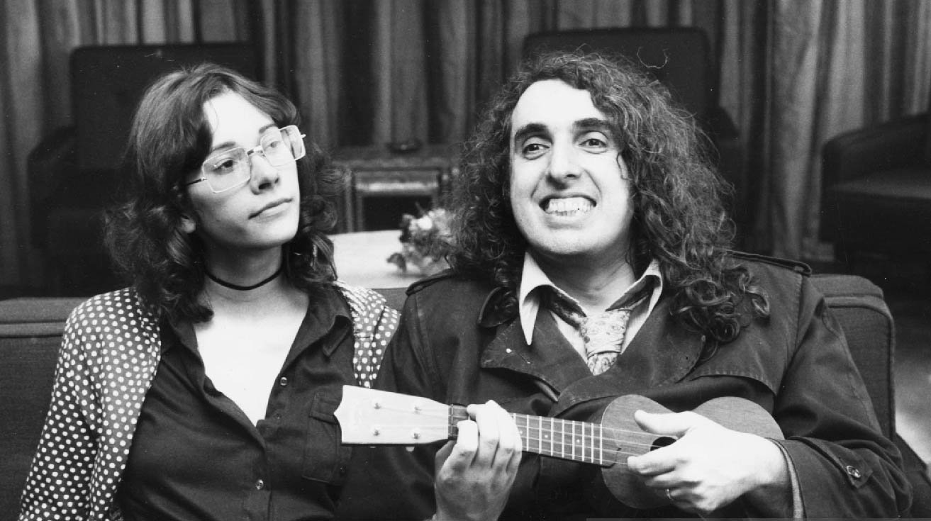 Tulip Victoria Khaury