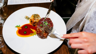 What Makes Coastal Fine Dining Different from Traditional Restaurants?